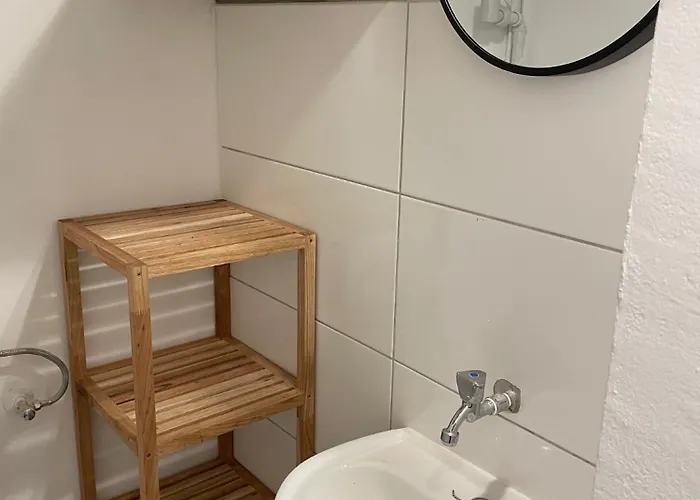 Lägenhet Handwerkerwohnung 